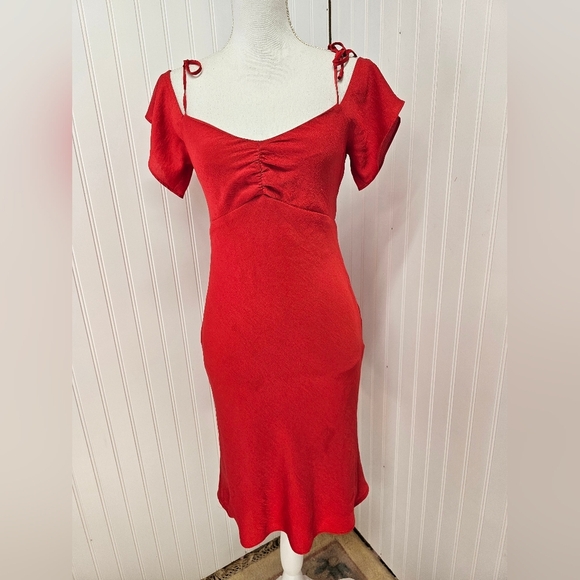 Elegant Red Women's Dress Express Xs - Picture 1 of 4